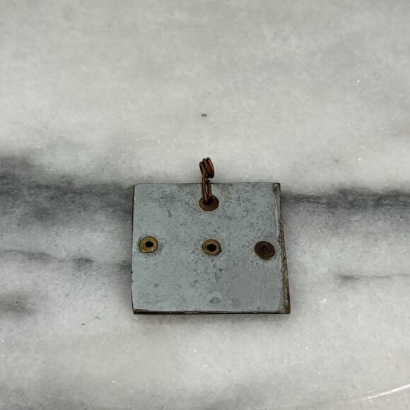 Handmade Sunflower brass square pendant - Picture 2 of 3